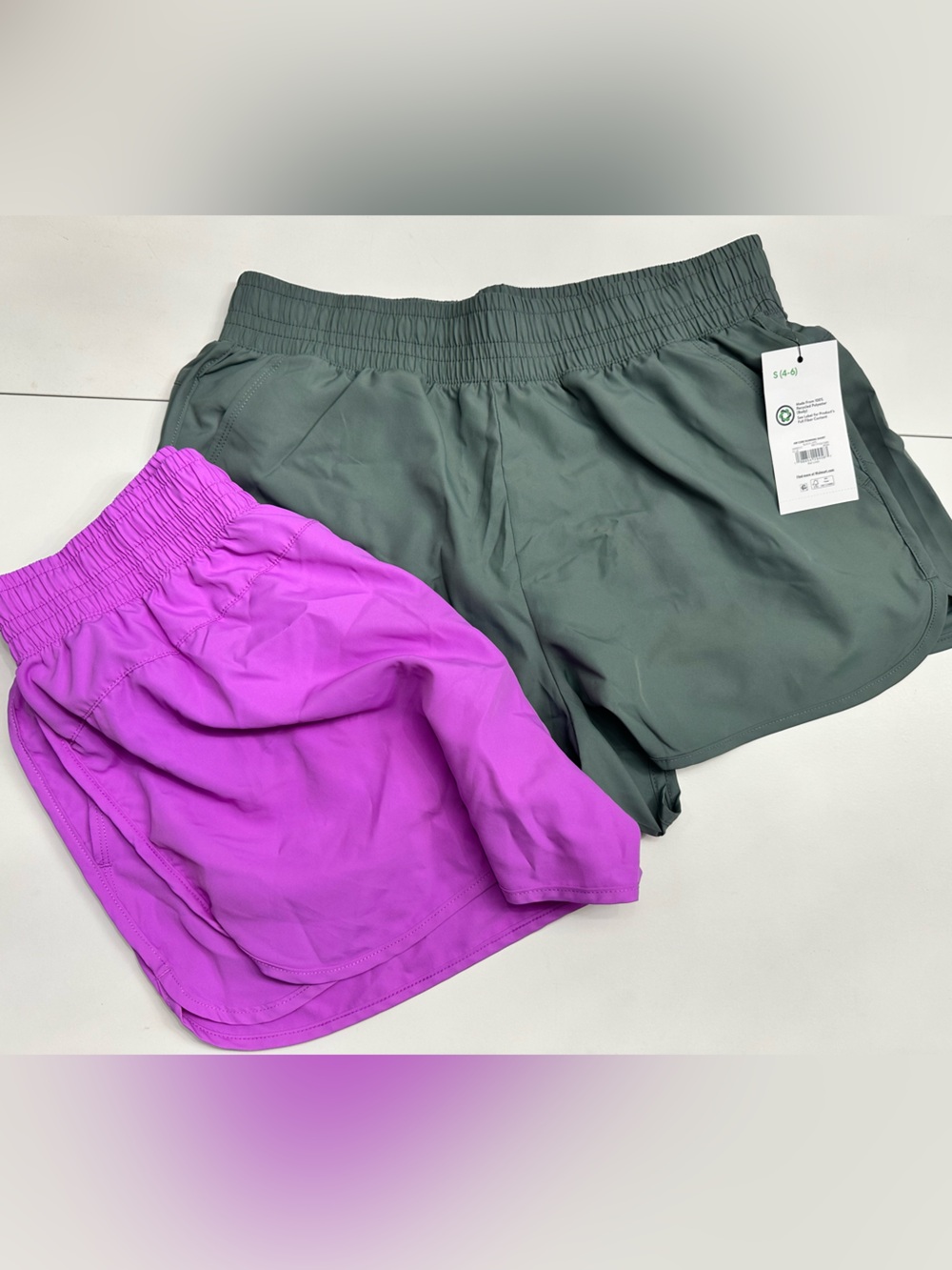 Women’s Active Pull-On Shorts in Pink and Gray size small